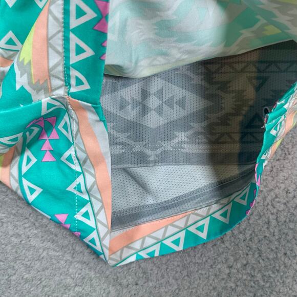 Chubbies En Fuegos Trunks Men's X-Large 5.5" Teal Geometric Swim Beach Shorts - Picture 7 of 7